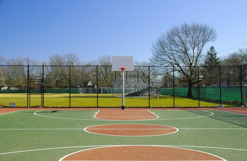 原創(chuàng)NBA向庫里道歉，承認多次漏判，當(dāng)值裁判將被停賽反省